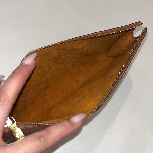 Louis Vuitton Epi Leather Clutch Pochette Bag in Rust Orange Brown - Picture 6 of 14